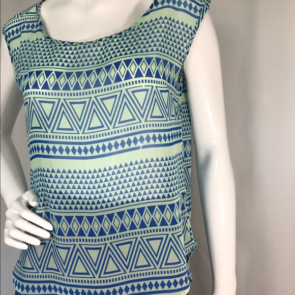 Blu Pepper sheer scoop neck back interest sz M - Picture 5 of 8